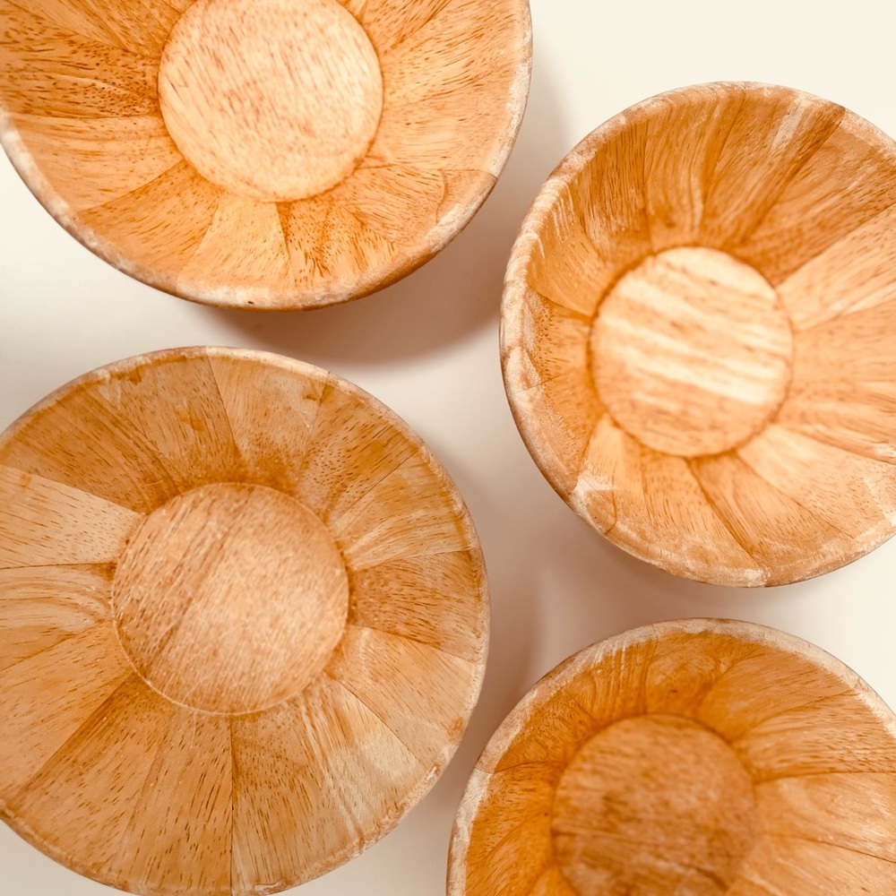 VINTAGE DANSK BLEACH TEAK WOOD MID-CENTURY BOWLS - SET OF 4 - MADE IN THAILAND - Picture 8 of 12